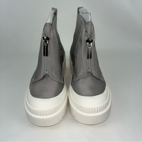 CALVIN KLEIN JEANS Light Grey Bertie Boot Size 8. - Picture 2 of 10